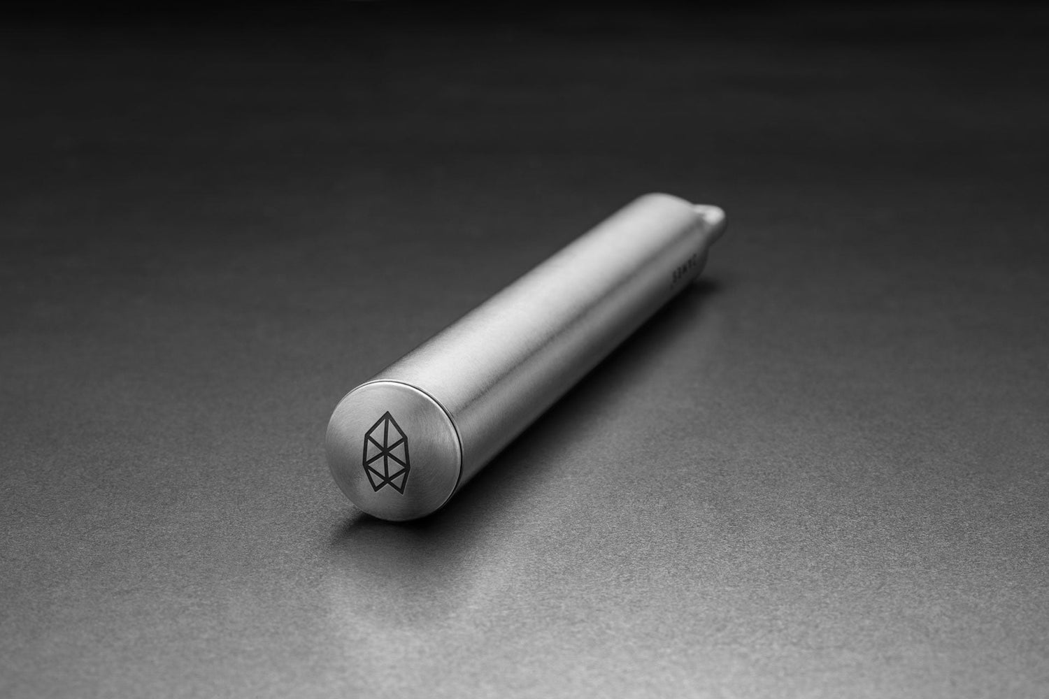 The cap of The Stilwell compact travel pen.