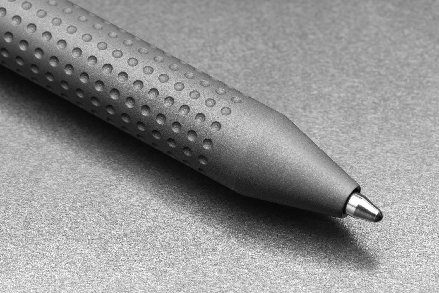 The tip of The Bolen titanium EDC twist pen.